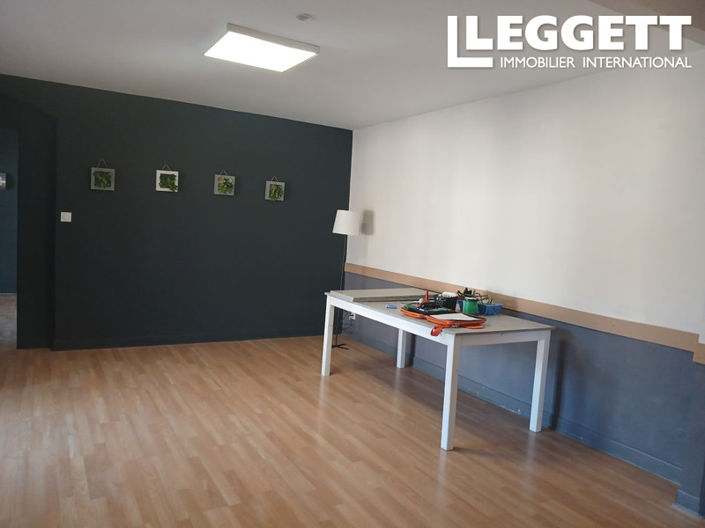 Image No.10-7 Bed House for sale