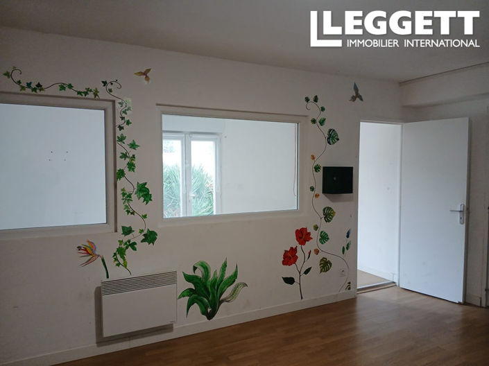 Image No.8-7 Bed House for sale