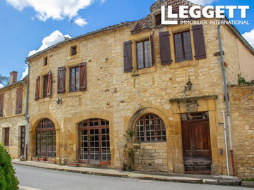 6 Bed House for sale