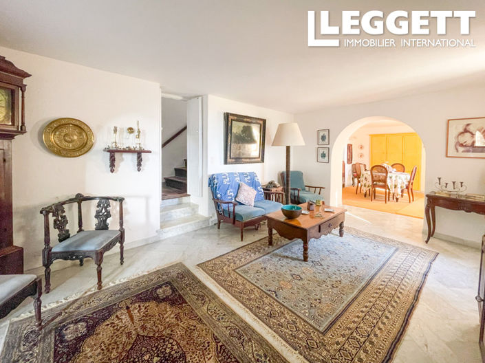 Image No.7-5 Bed House for sale