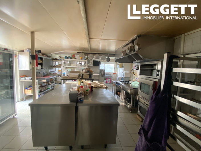 Image No.7-5 Bed Commercial for sale