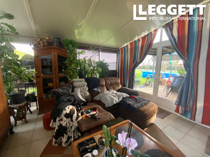 Image No.9-5 Bed Commercial for sale