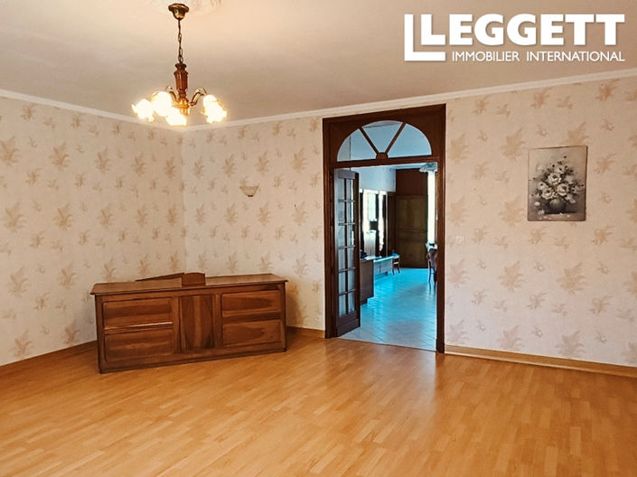 Image No.4-7 Bed House for sale