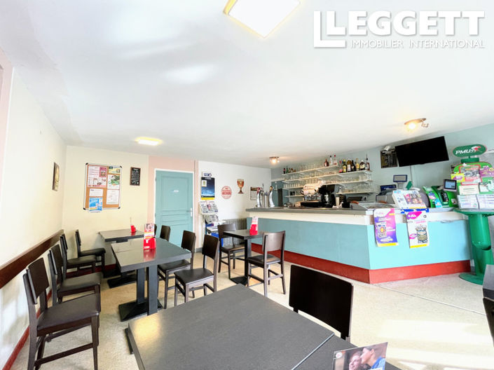 Image No.1-3 Bed Commercial for sale