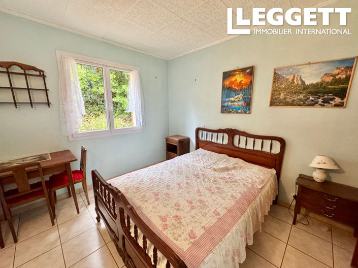 Image No.6-3 Bed House for sale