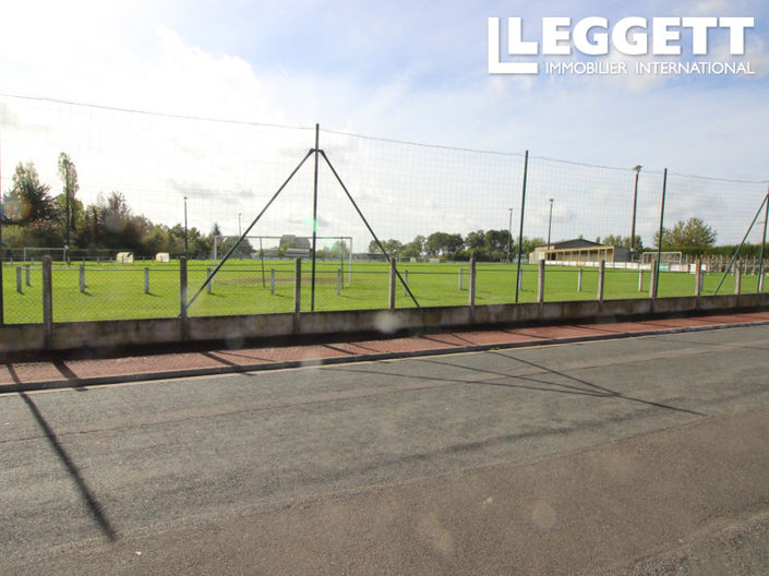 Image No.10-3 Bed House for sale