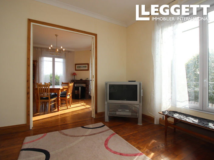 Image No.3-3 Bed House for sale