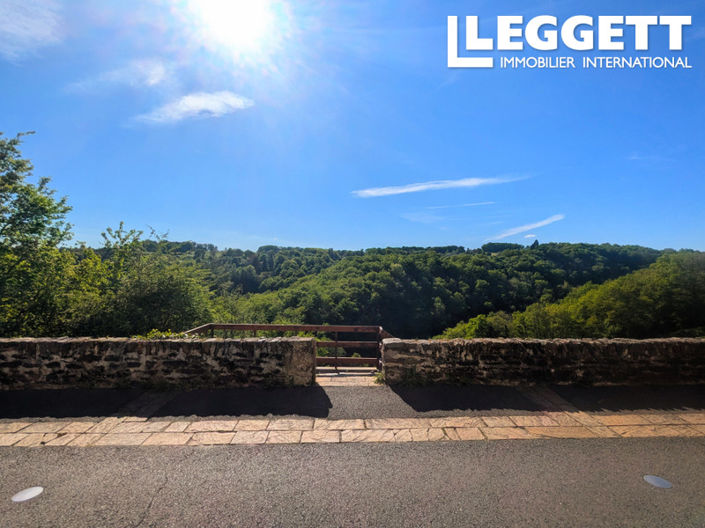 Image No.3-4 Bed House for sale