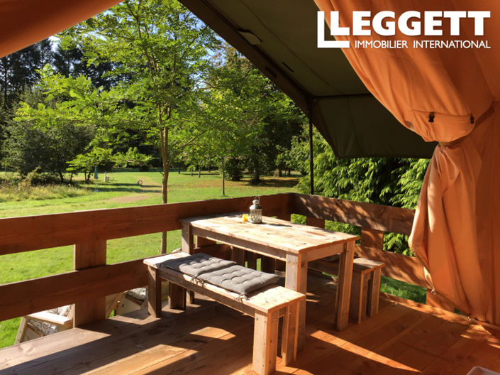 Image No.5-4 Bed Commercial for sale