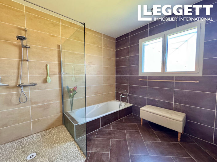 Image No.7-3 Bed House for sale