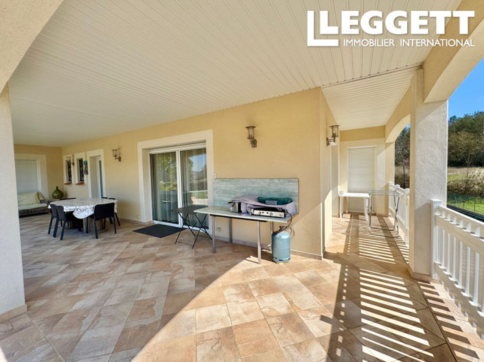 Image No.8-3 Bed House for sale