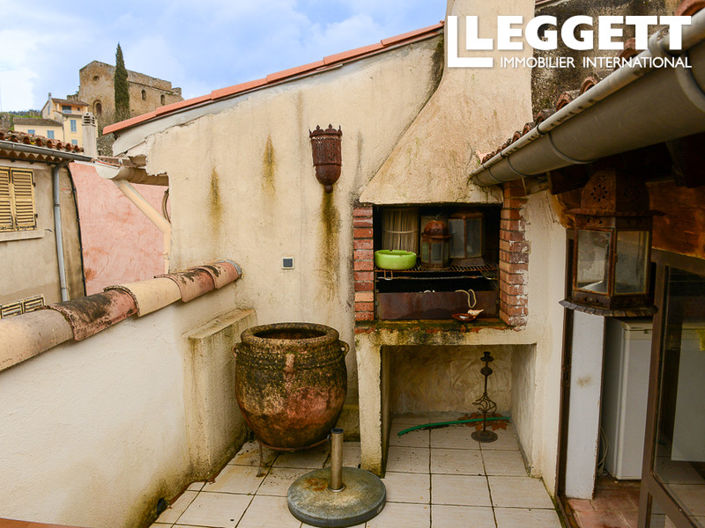 Image No.5-2 Bed House for sale