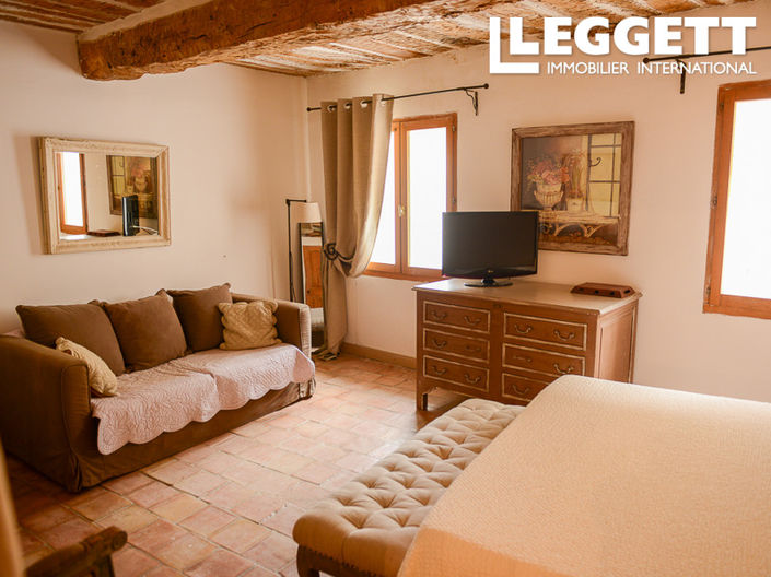 Image No.7-2 Bed House for sale