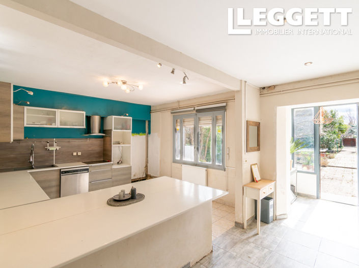 Image No.10-4 Bed House for sale