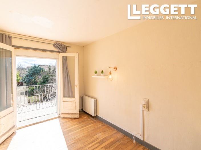 Image No.6-4 Bed House for sale