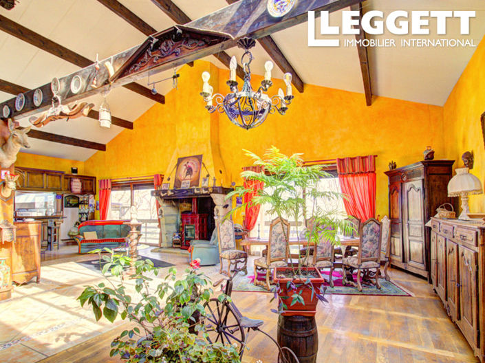 Image No.5-2 Bed House for sale