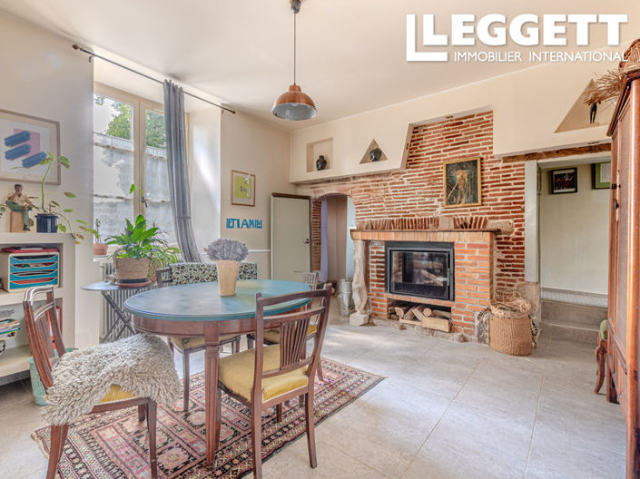 Image No.6-3 Bed House for sale