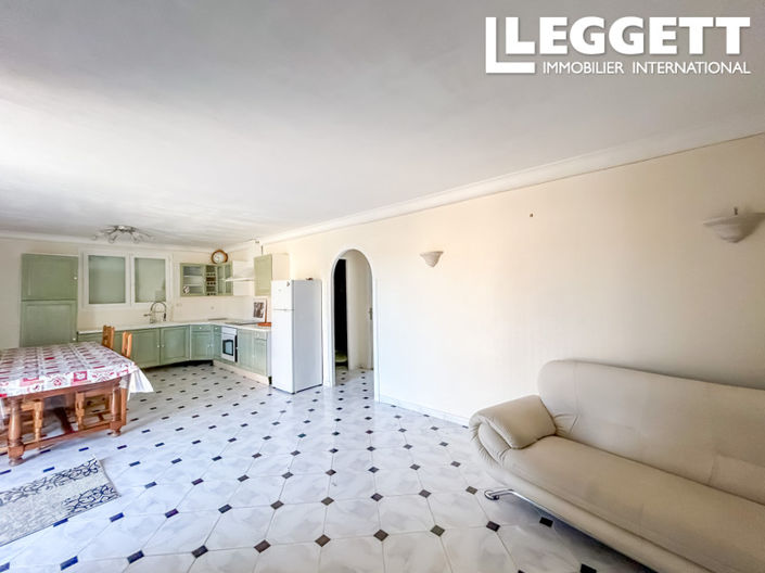 Image No.3-2 Bed House for sale