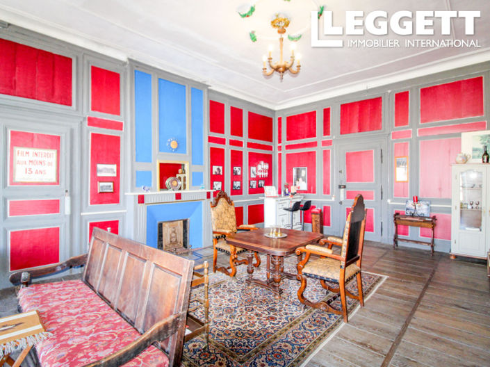 Image No.4-4 Bed Chateaux for sale