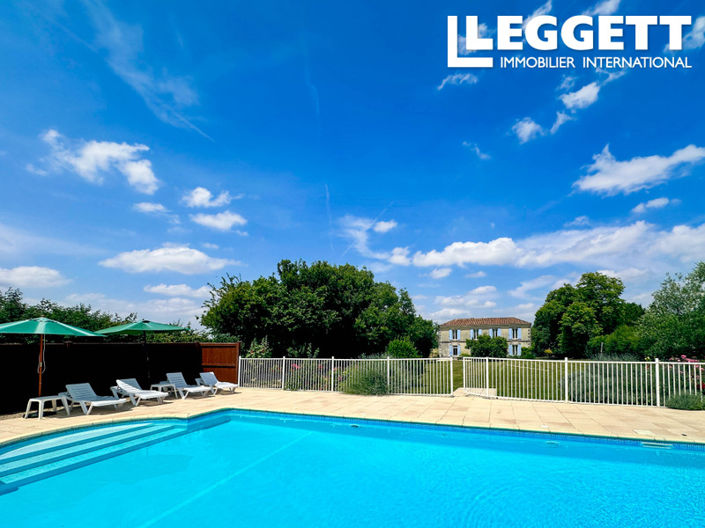 Image No.1-5 Bed House for sale