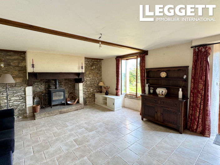 Image No.9-2 Bed House for sale