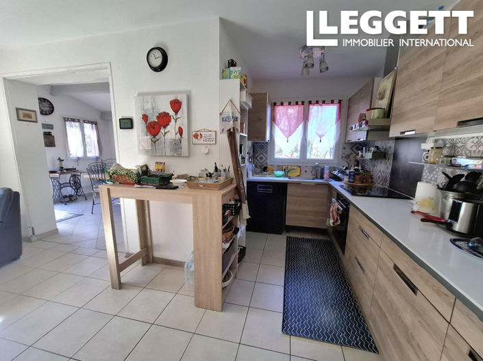 Image No.10-4 Bed House for sale