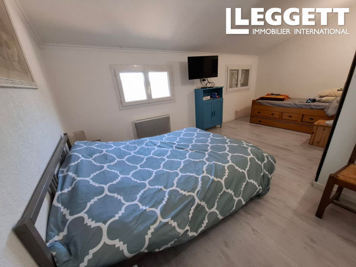 Image No.7-4 Bed House for sale