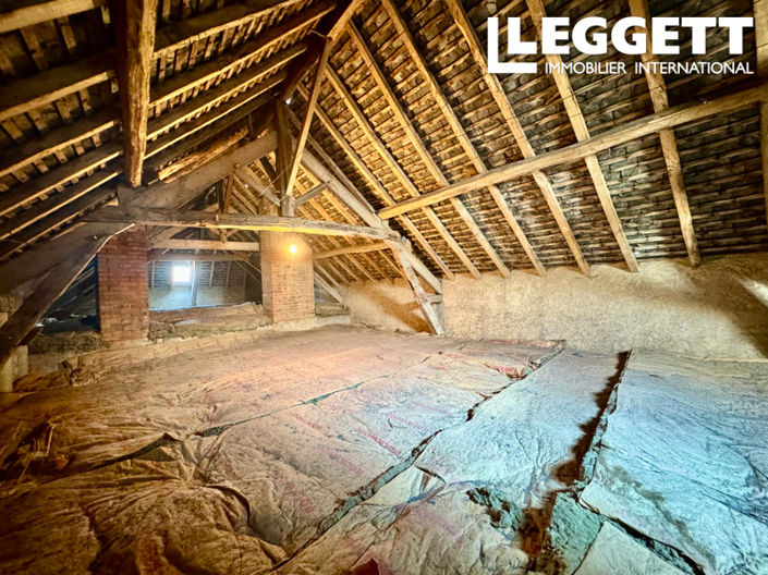 Image No.9-3 Bed House for sale