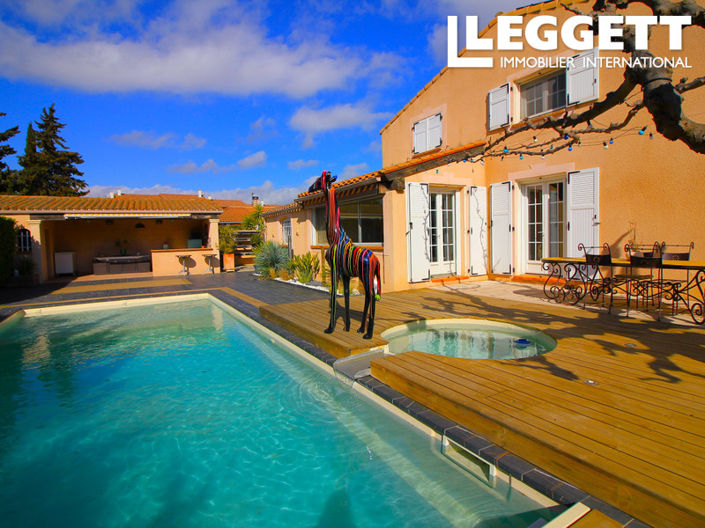 Image No.1-4 Bed House for sale
