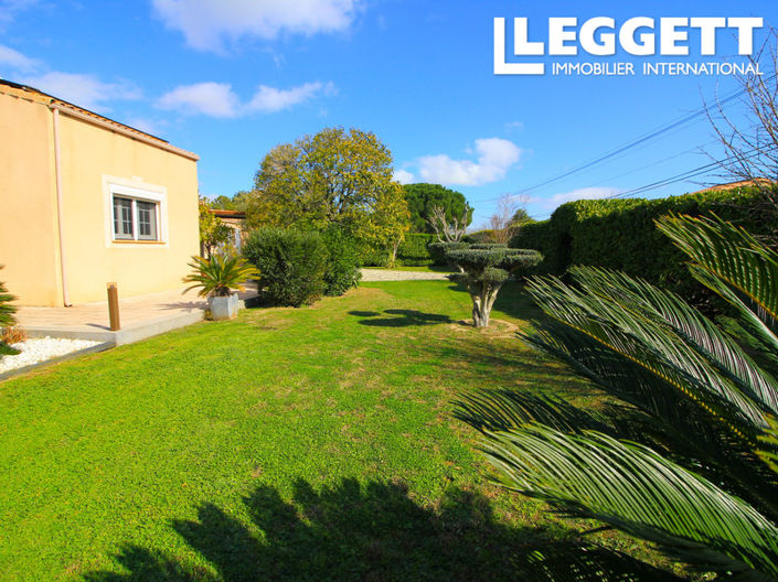 Image No.8-4 Bed House for sale