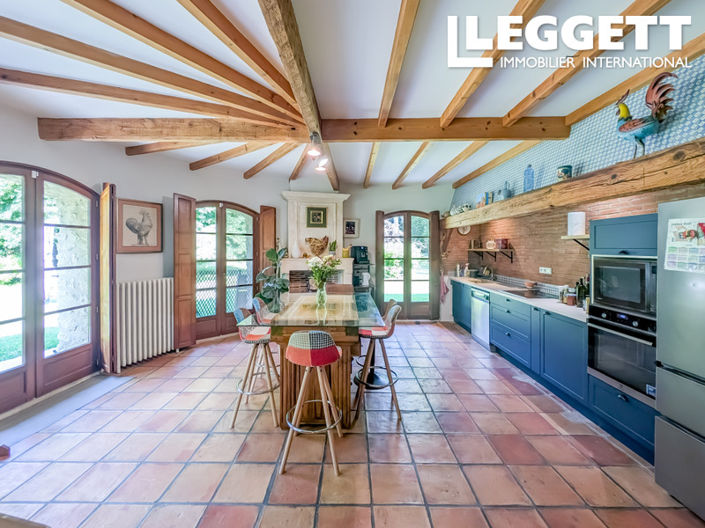 Image No.5-4 Bed House for sale