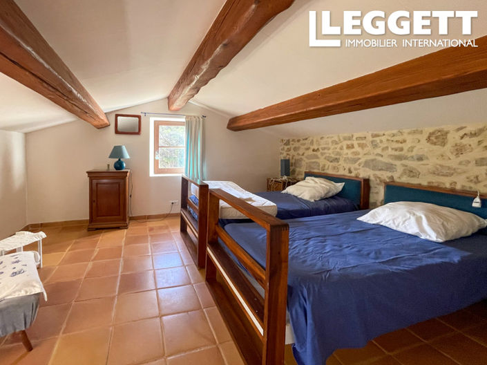 Image No.6-3 Bed House for sale