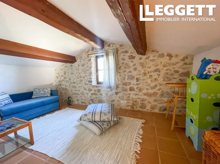 Image No.8-3 Bed House for sale