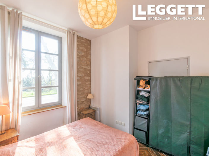 Image No.10-1 Bed Apartment for sale