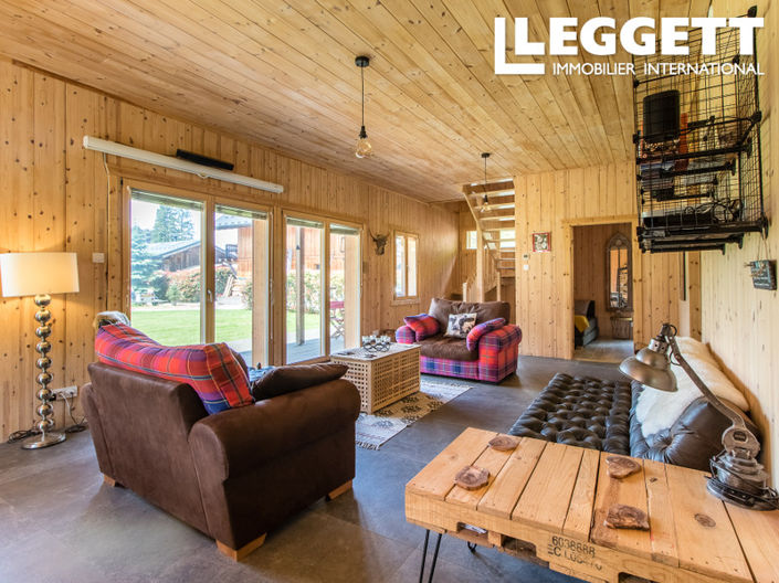 Image No.2-4 Bed House for sale