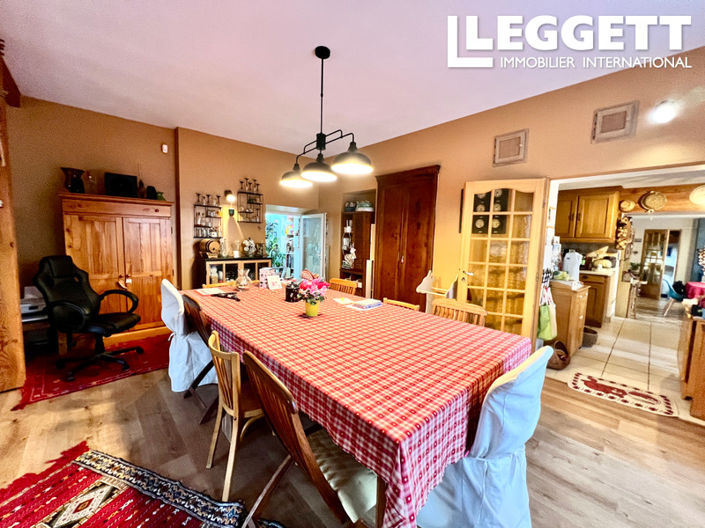 Image No.4-6 Bed House for sale