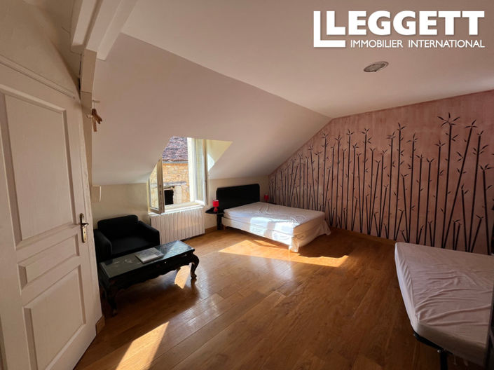 Image No.5-7 Bed House for sale