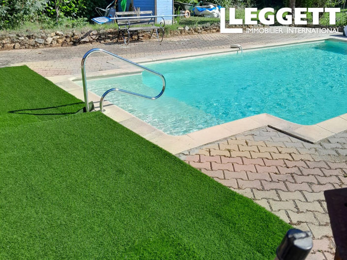 Image No.10-3 Bed House for sale