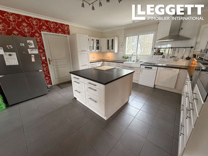 Image No.5-3 Bed House for sale