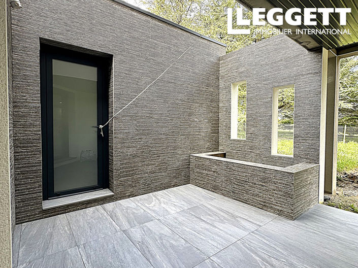 Image No.5-4 Bed House for sale