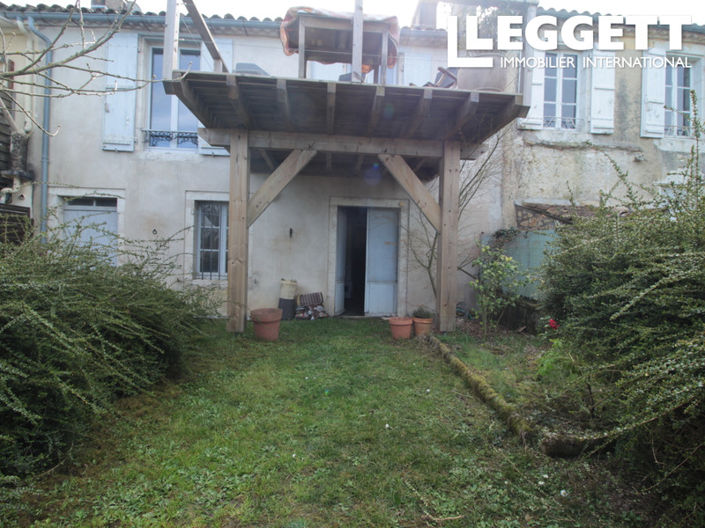 Image No.9-3 Bed House for sale