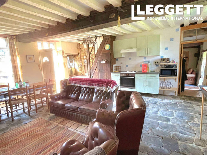 Image No.8-6 Bed House for sale