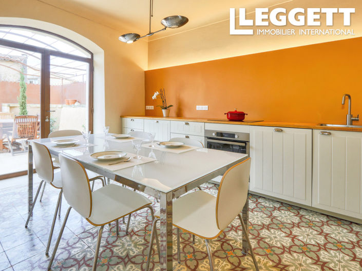 Image No.10-5 Bed House for sale