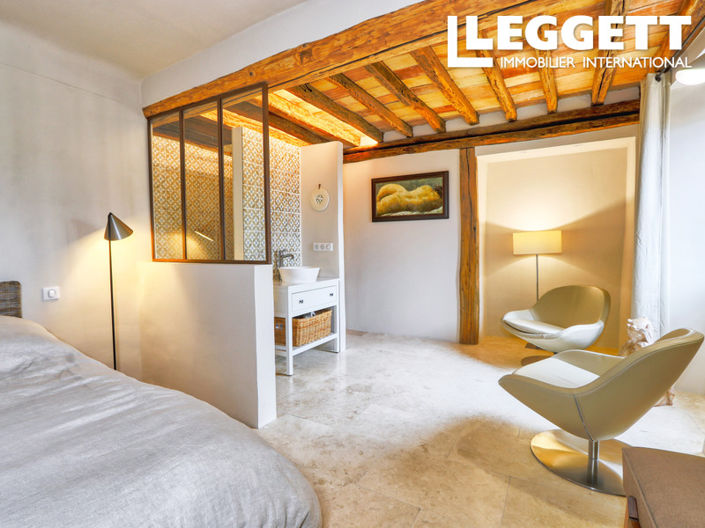 Image No.7-5 Bed House for sale