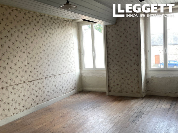 Image No.7-2 Bed House for sale