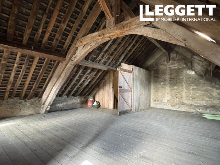 Image No.8-2 Bed House for sale