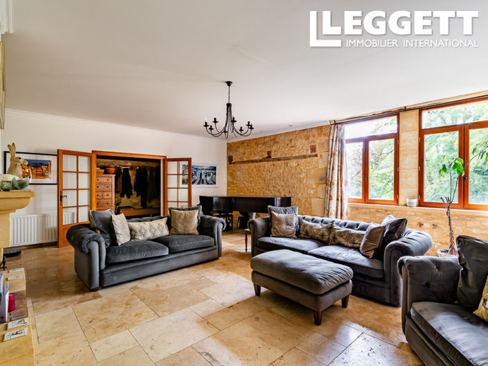 Image No.4-7 Bed House for sale