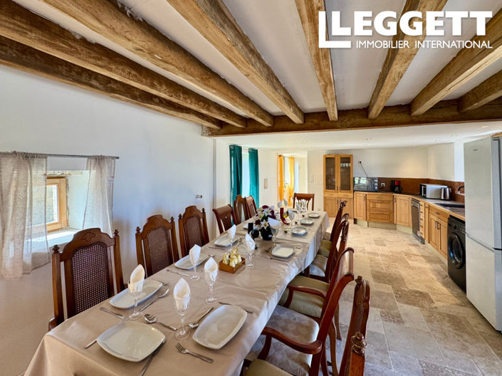 Image No.2-8 Bed House for sale