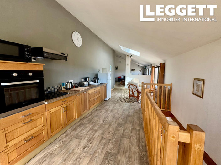 Image No.4-8 Bed House for sale