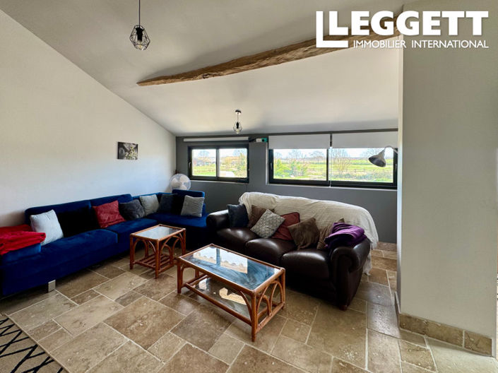 Image No.5-8 Bed House for sale